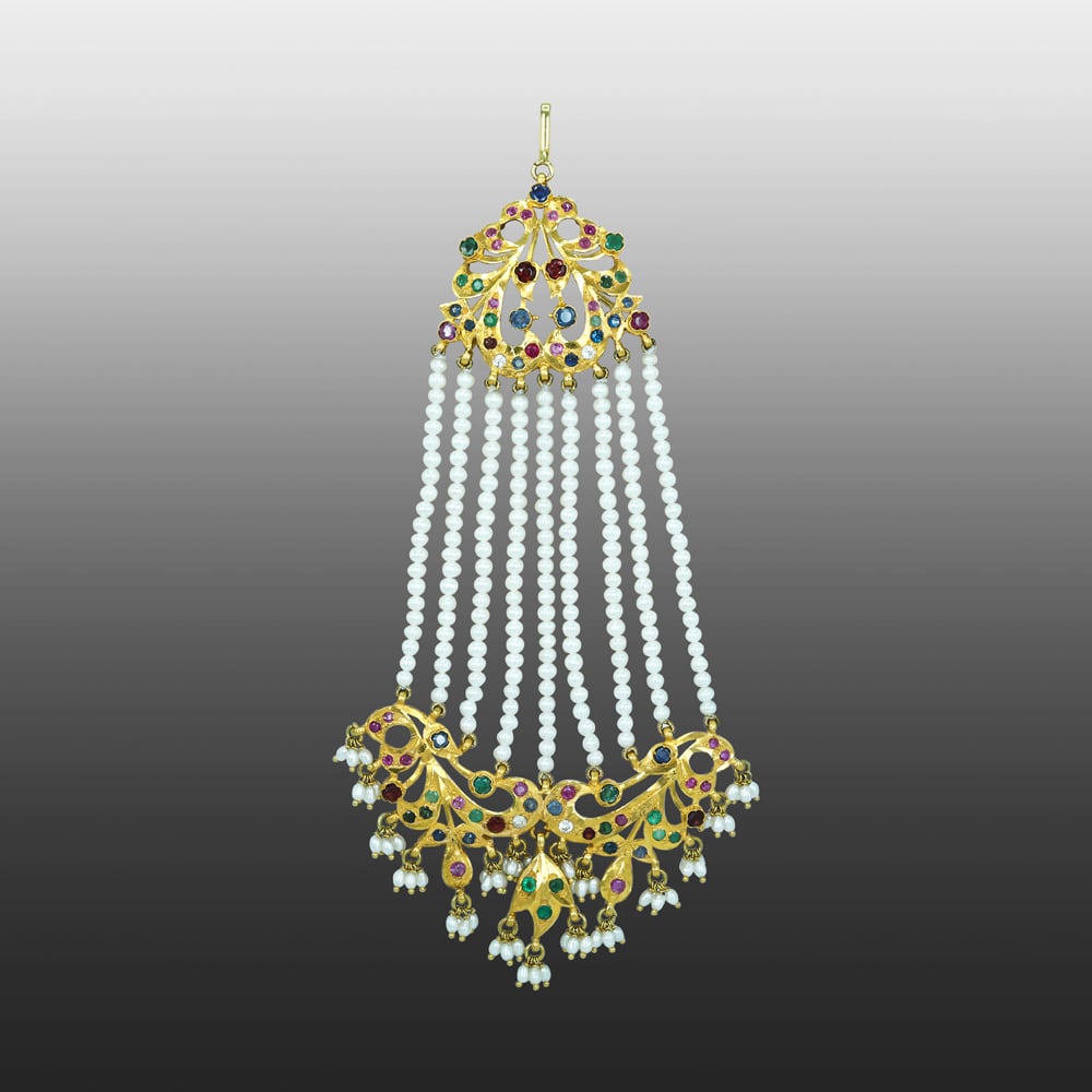 Multicolour Gemstone Passa with Pearl Strands
